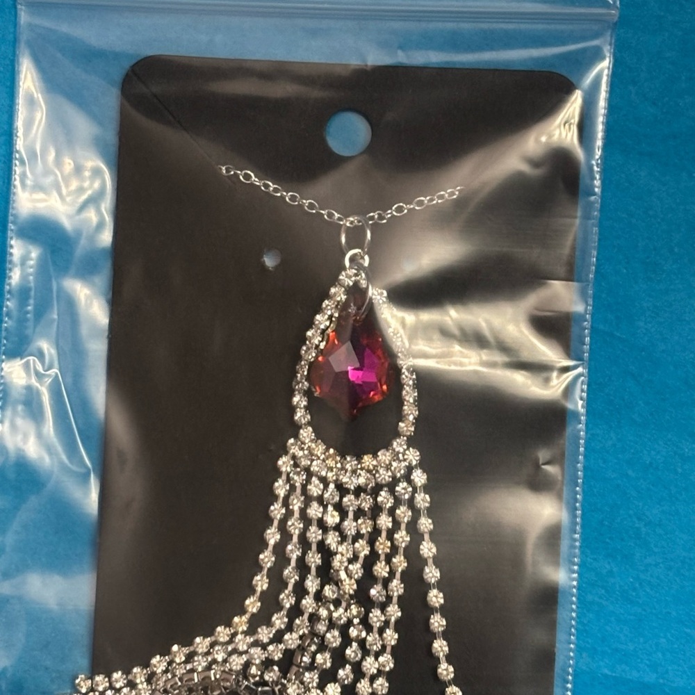 Elegant Silver and Red / Magenta Teardrop Necklace. NWT - Picture 4 of 6